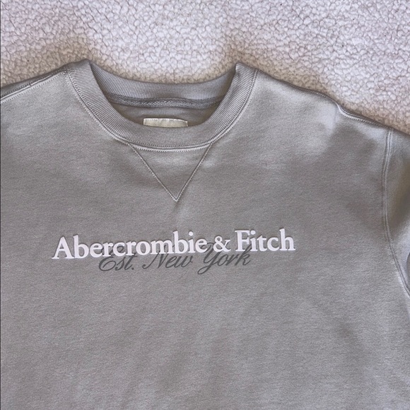 Abercrombie & Fitch Gray Crew Neck Sweater Soft Cotton Blend - Picture 6 of 8